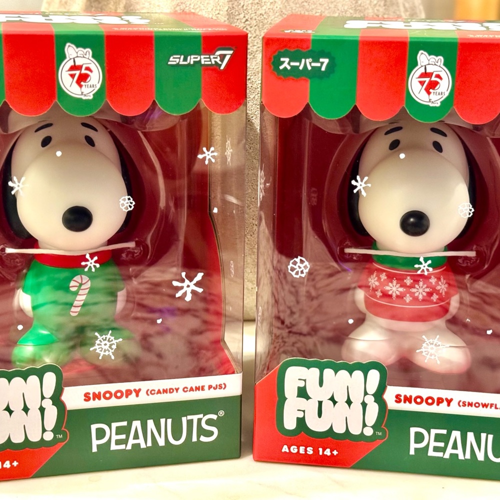 FunFun Peanuts Snoopy Candy Cane Pajamas (one pack) - Picture 4 of 7